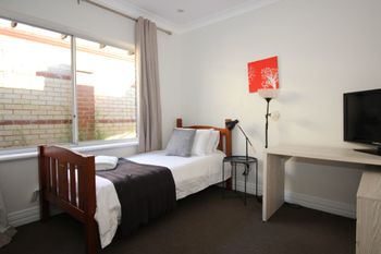 Swan View Family Home - Accommodation Broome 0