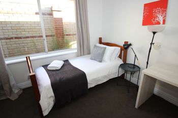 Swan View Family Home - Accommodation Broome 2