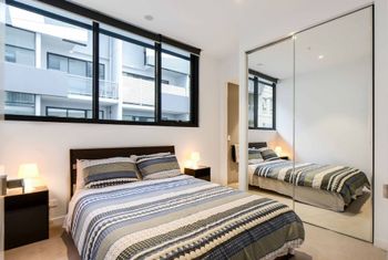 Modern Apartment With Pool & Spa - Accommodation Broome 2