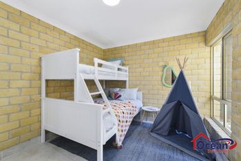 BEACHSIDE HIDEAWAY BONNY HILLS - Accommodation Broome 4