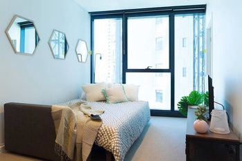 Compact Brisbane Pad With 2 Bedrooms - Accommodation Broome 3