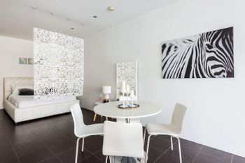 Executive Two Bed Penthouse Studio In The City - Accommodation Broome 6