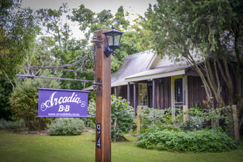 Cambewarra Village NSW Accommodation Broome