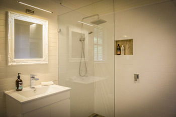 Arcadia Bed & Breakfast & Cottages - Accommodation Broome 3