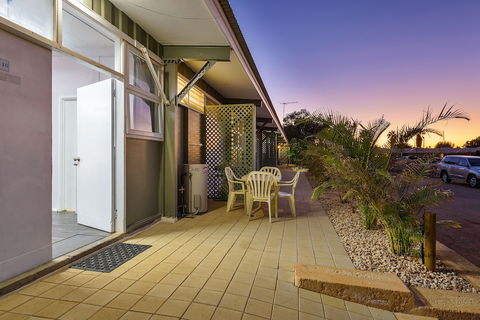 Getaway Villas Unit 38 10 - Accommodation Broome 1