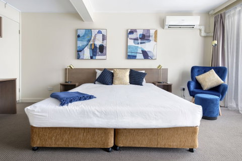 The Metropolitan Spring Hill - Accommodation Broome 5