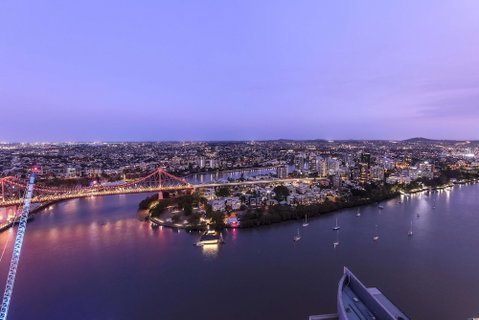 Oaks Aurora Tower - Accommodation Broome 0