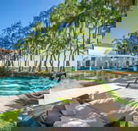 Poolside Apt In Alamanda Beachfront Resort 67 - Accommodation Broome