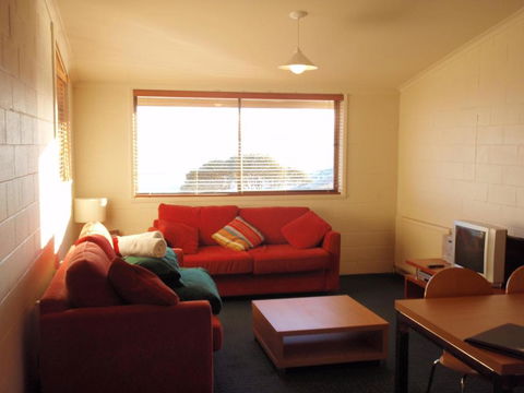 Alpine Heights 04 - Accommodation Broome 2