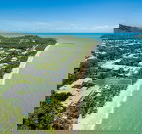 Poolside Alamanda Beachfront Resort 88 - Accommodation Broome