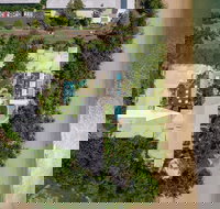 Poolside Apt In Alamanda Beachfront Resort 41 - Accommodation Broome