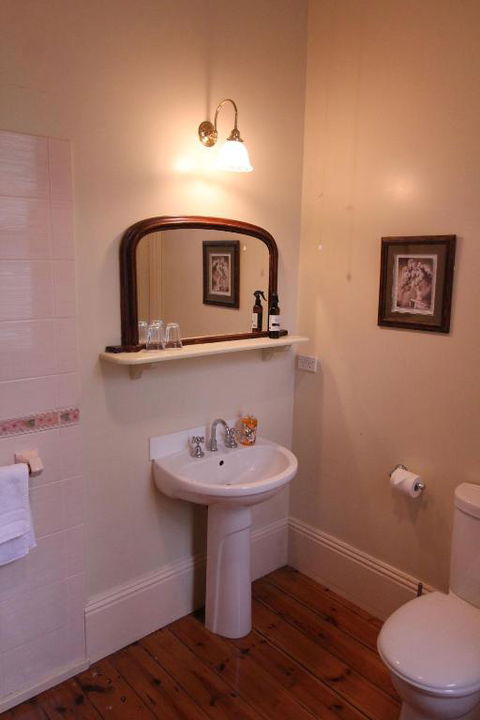 Palm House - Accommodation Broome 5