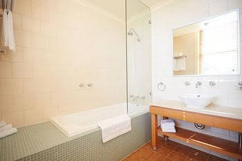 Whitehall Guesthouse Sorrento - Accommodation Broome 5