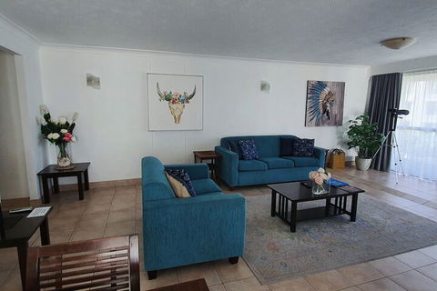 Surfers Chalet - Accommodation Broome 5