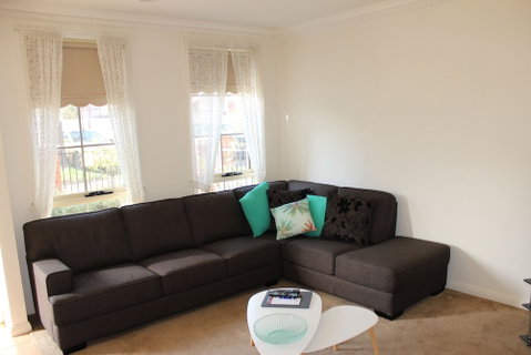 Seymours On Lydiard - Accommodation Broome 2