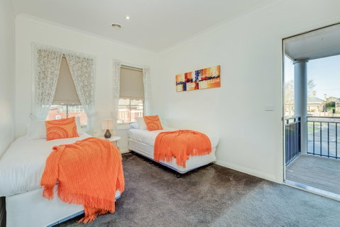 Seymours On Lydiard - Accommodation Broome 4