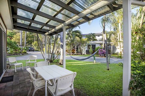 Bush Village Holiday Cabins - Accommodation Broome 0