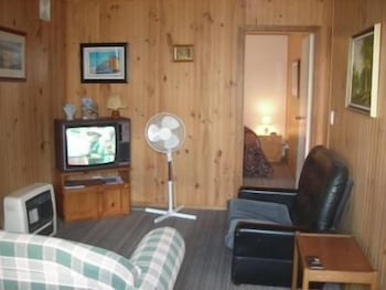 Apollo Bay Backpackers - Accommodation Broome 1
