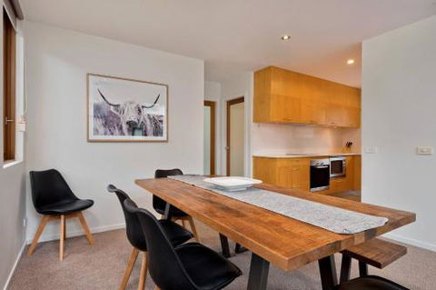 Snow Stream Apartments - Accommodation Broome 2