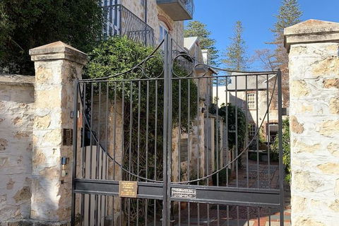 Port Mill Bed And Breakfast - Accommodation Broome 1