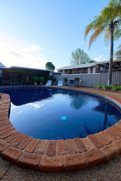 Ruthven Street Motor Inn - Accommodation Broome 2