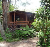 Samurai Beach Bungalows Port Stephens YHA - Accommodation Broome