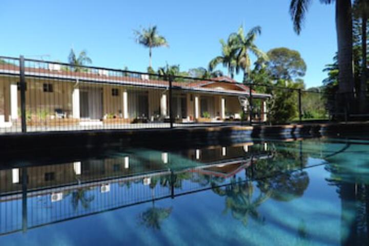 Ocean Shores NSW Accommodation Broome