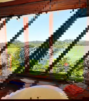 Secrets On The Lake - Accommodation Broome 6