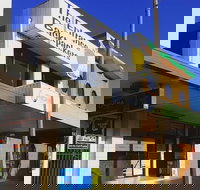 The Entrance Backpackers - Hostel - Accommodation Broome