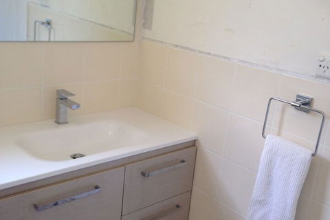 Hyams Beach House - A Secret Treasure - Accommodation Broome 2