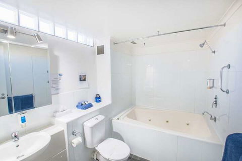 MAS Country Riverboat Lodge Motor Inn - Accommodation Broome 7