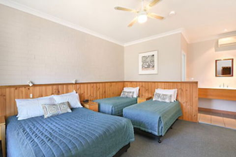 Catalina Motel Lake Macquarie - Accommodation Broome 4