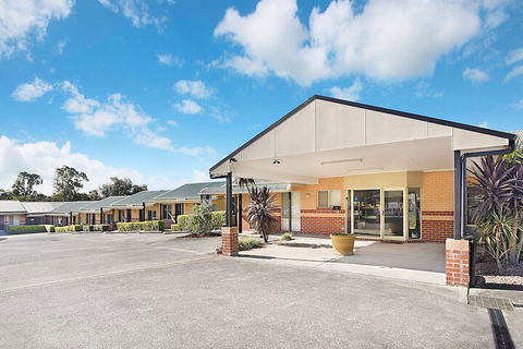Catalina Motel Lake Macquarie - Accommodation Broome 1