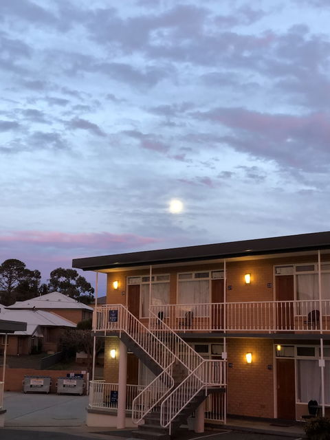 Queanbeyan Motel - Accommodation Broome 0