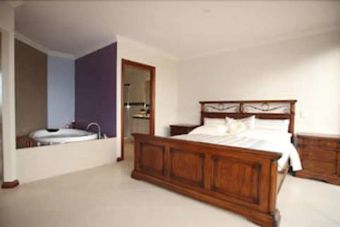 Aurora Cottages - Accommodation Broome 7