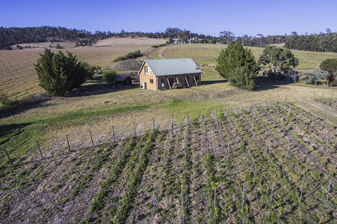 Charles Reuben Estate - Accommodation Broome 3