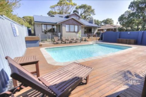 Waikiki Beach Bed & Breakfast - Accommodation Broome 3