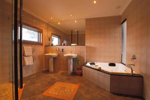 Meringa Springs - Accommodation Broome 4