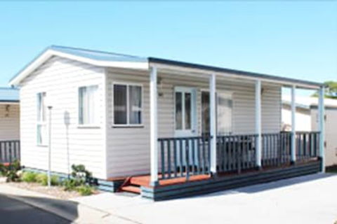 Lifestyle Village Redhead - Accommodation Broome 0