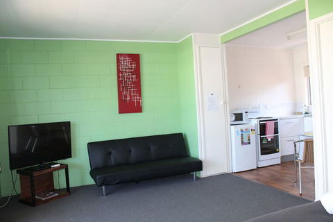Colonial Court Beachfront Motel And Holiday Stay - Accommodation Broome 3