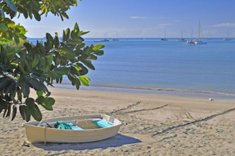 Colonial Court Beachfront Motel And Holiday Stay - Accommodation Broome 0