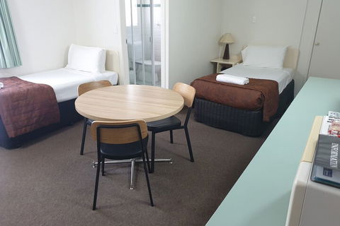Earls Court Motor Inn - Accommodation Broome 3