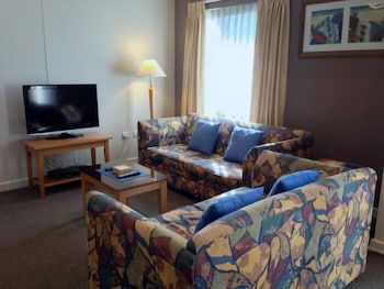 City West Accommodation - Accommodation Broome 3