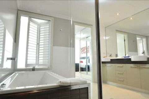 C2 Esplanade Serviced Apartments - Accommodation Broome 2