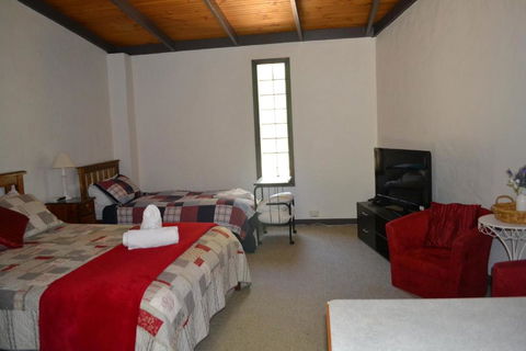 Colonial Motel - Accommodation Broome 1