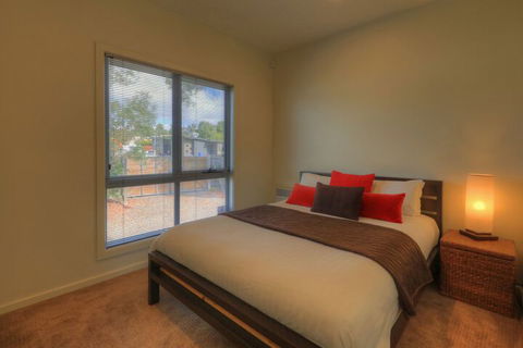 Fairwinds - Essentially Tas - Accommodation Broome 1