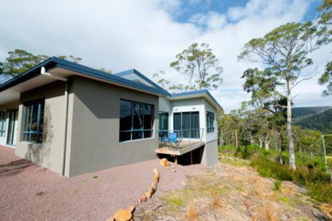 Hill Top Retreat - Accommodation Broome 6