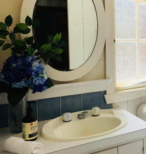 A Country Barn Retreat - Accommodation Broome 2