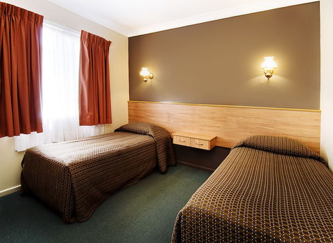 Riviera On Ruthven Motel - Accommodation Broome 2