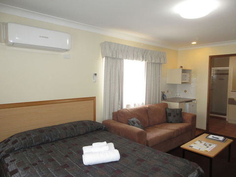 Riviera On Ruthven Motel - Accommodation Broome 6